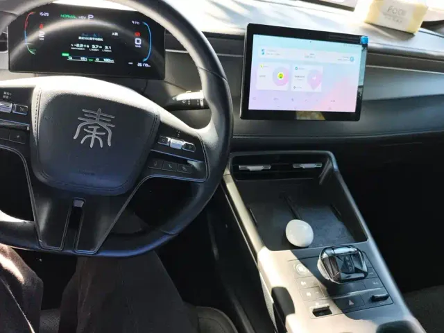 BYD Qin PLUS — Фото автомобиля 12