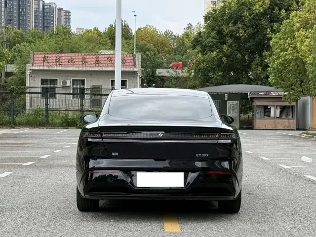 Dongfeng eπ 007 — Фото автомобиля 5