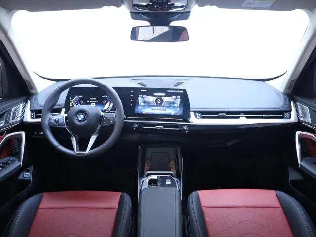 BMW X1 — Фото автомобиля 13