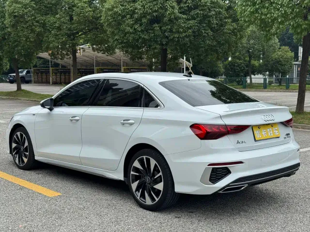 Audi A3 — Фото автомобиля 5