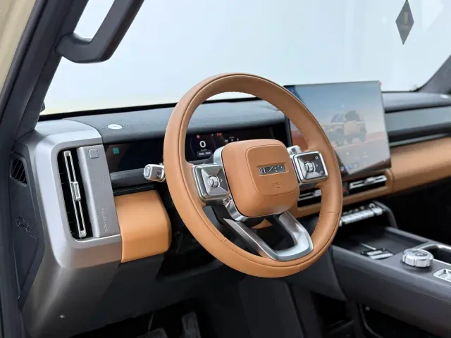 iCAR V27 — Фото автомобиля 13
