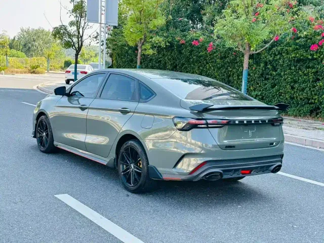 Geely Binrui — Фото автомобиля 4