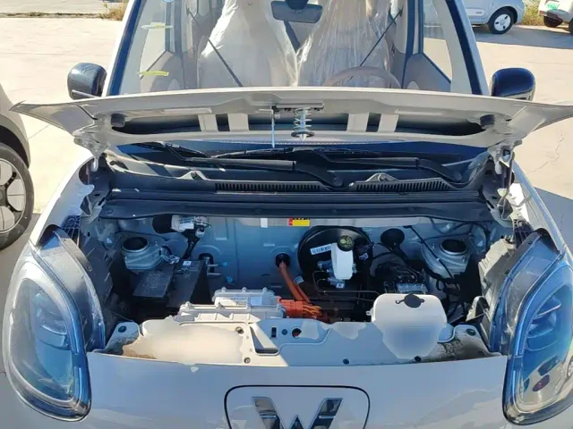Wuling Hongguang Mini EV — Фото автомобиля 19