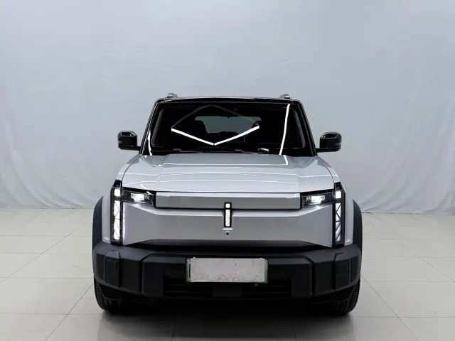 iCAR 03 — Фото автомобиля 2