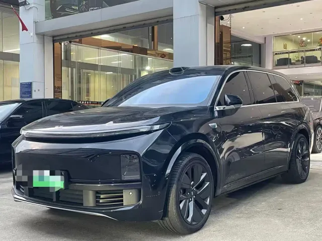 Фотография автомобиля — Li Auto L9