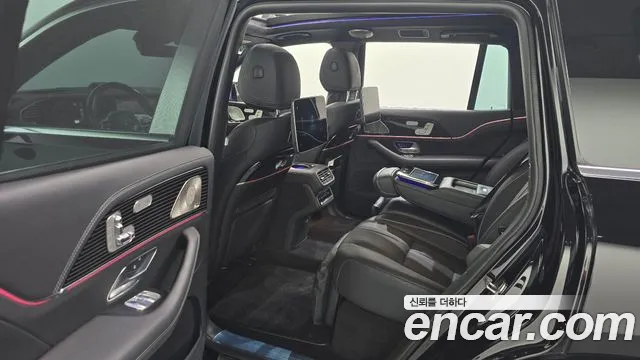 Mercedes-Benz GLS-Class — Фото автомобиля 11