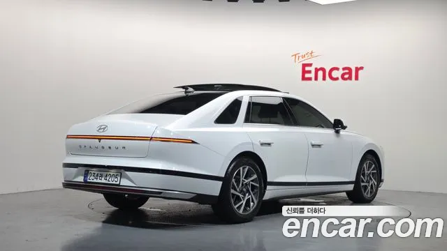 Hyundai Grandeur — Фото автомобиля 2