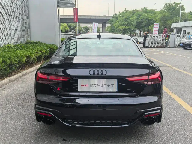 Audi RS 5 — Фото автомобиля 6