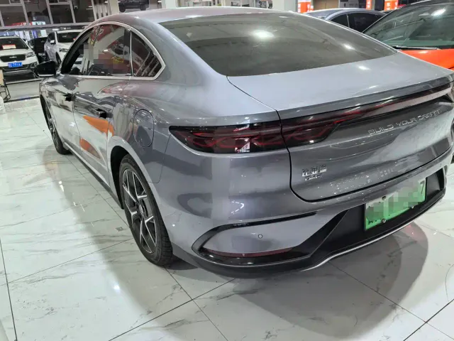 BYD Han 2023 DM-i Champion Edition 200KM Flagship — Фото автомобиля 4