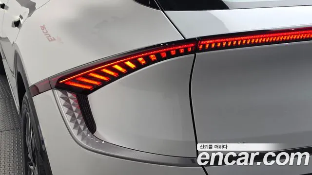 Kia EV6 — Фото автомобиля 8