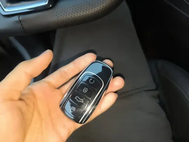 Chery Tiggo 8 PRO EV — Фото автомобиля 8
