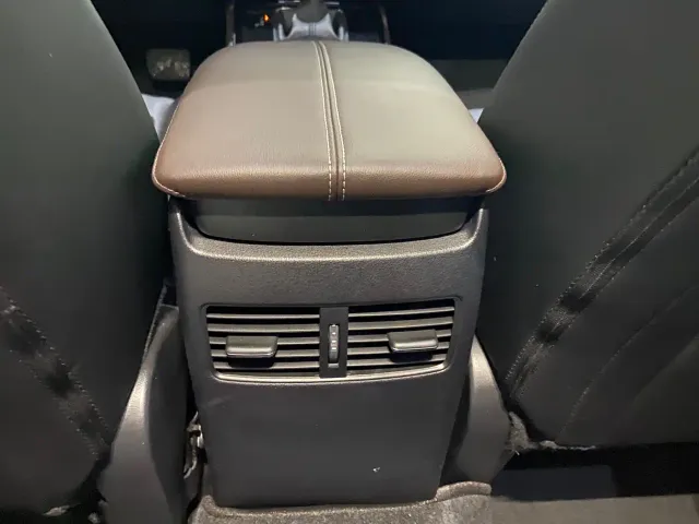 Mazda CX-30 — Фото автомобиля 24