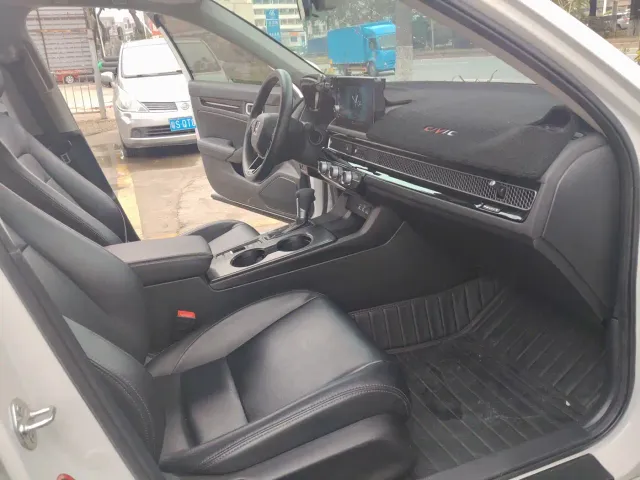 Honda Civic — Фото автомобиля 14