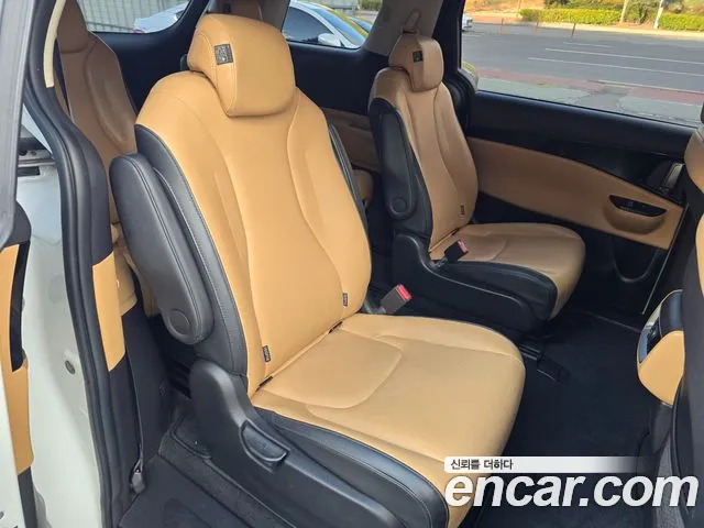 Kia Carnival 4th Gen — Фото автомобиля 12