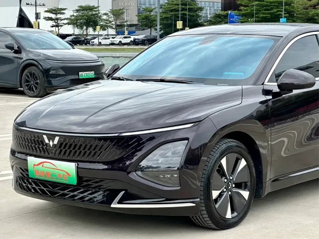 Wuling Starlight — Фото автомобиля 8