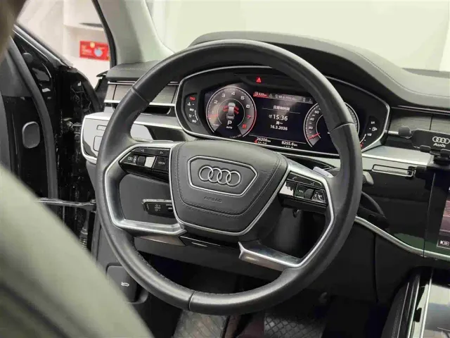Audi A8 — Фото автомобиля 13