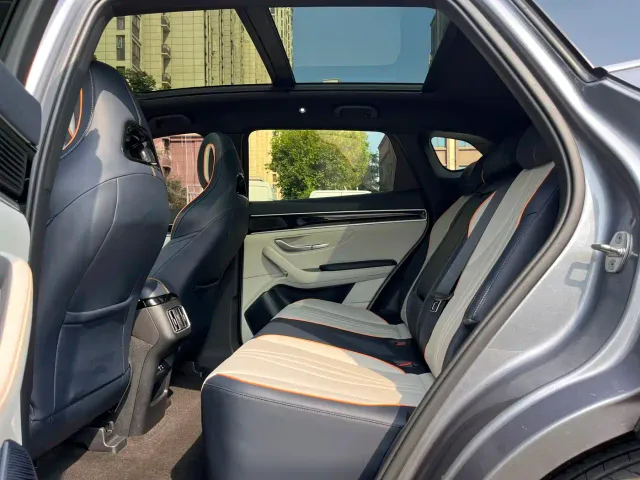 BYD Song PLUS — Фото автомобиля 8