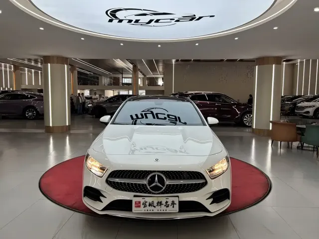 Mercedes-Benz A-Class — Фото автомобиля 2