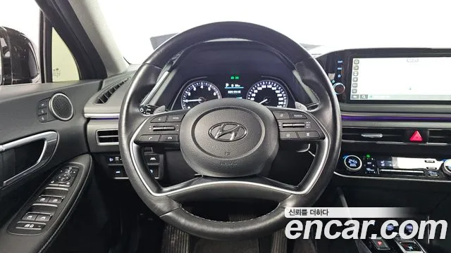 Hyundai Sonata — Фото автомобиля 18