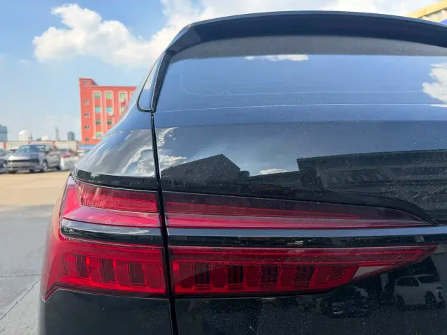 Audi A6 — Фото автомобиля 16