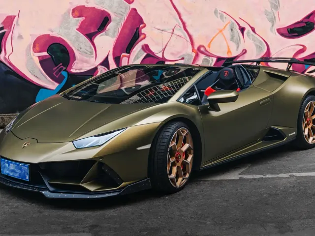 Фотография автомобиля — Lamborghini Huracan