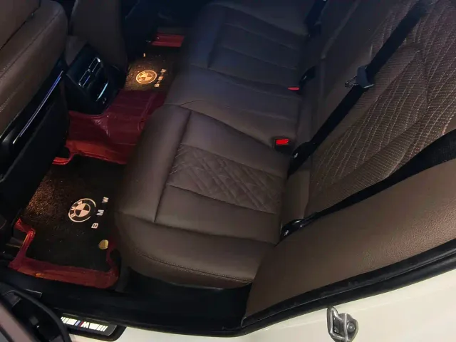BMW 3 Series — Фото автомобиля 12