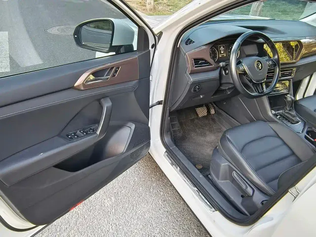 Volkswagen Tharu — Фото автомобиля 12