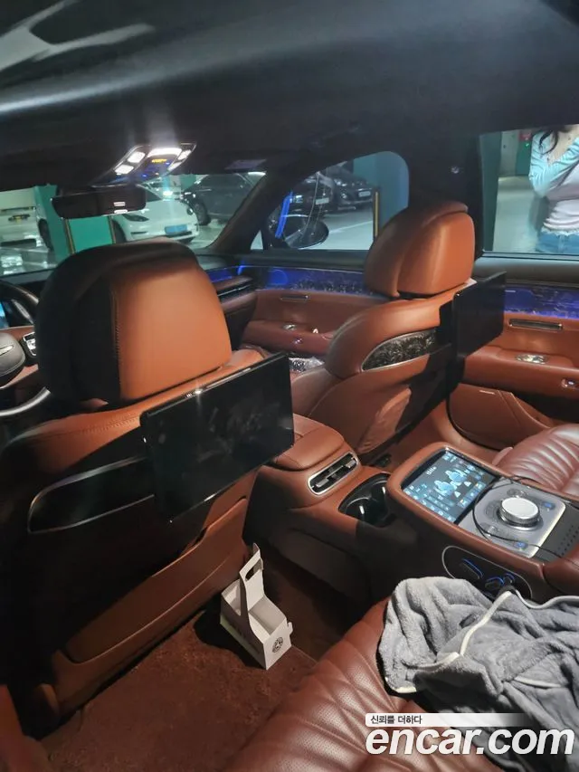Genesis G90 Бензин 3.5 турбо AWD — Фото автомобиля 4