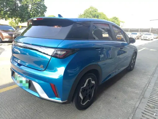 BYD Dolphin — Фото автомобиля 2