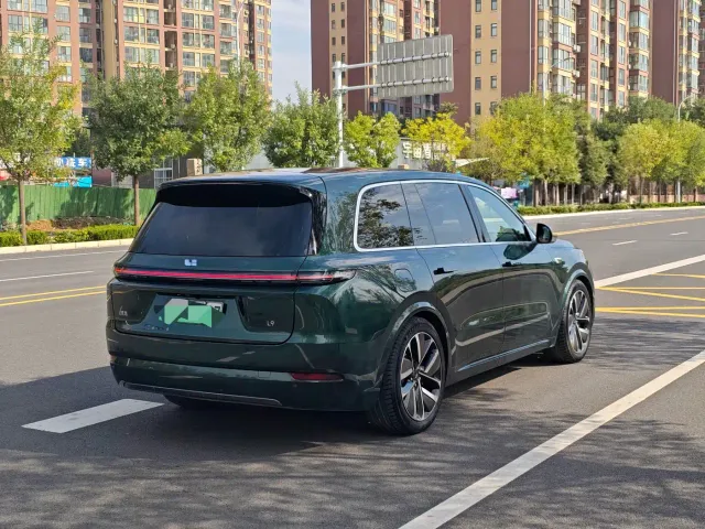 Li Auto L9 — Фото автомобиля 3