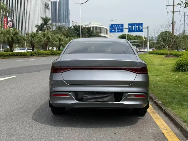 BYD Qin PLUS — Фото автомобиля 11