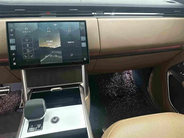 Land Rover Range Rover — Фото автомобиля 10