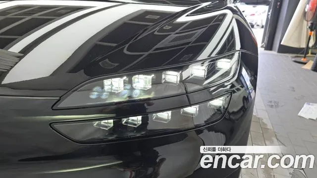 Genesis GV60 — Фото автомобиля 17