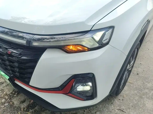 Changan CS35 Plus — Фото автомобиля 23