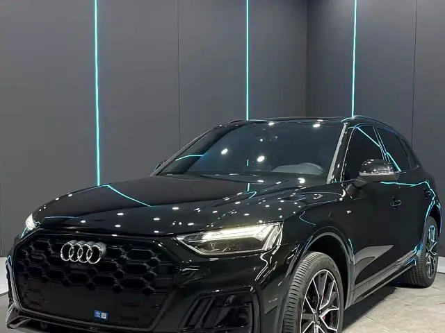 Фотография автомобиля — Audi Q5L
