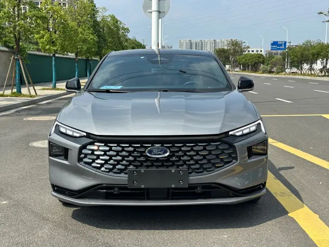 Ford Mondeo — Фото автомобиля 2