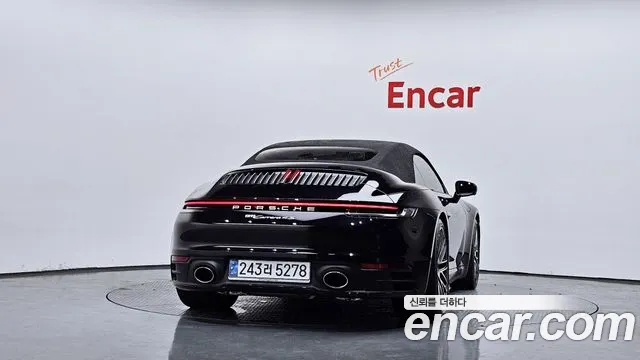 Porsche 911 — Фото автомобиля 4