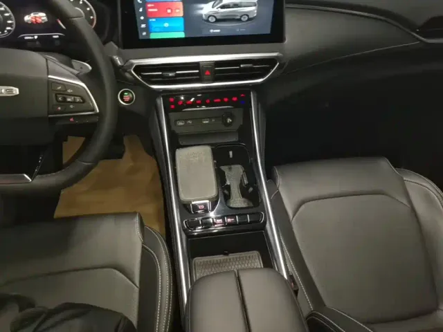 Maxus G50 — Фото автомобиля 13