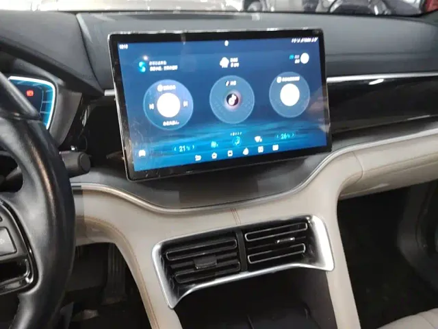 BYD Song PLUS — Фото автомобиля 12