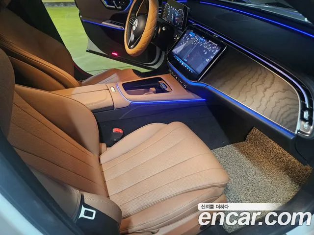 Mercedes-Benz E-Class W214 — Фото автомобиля 15