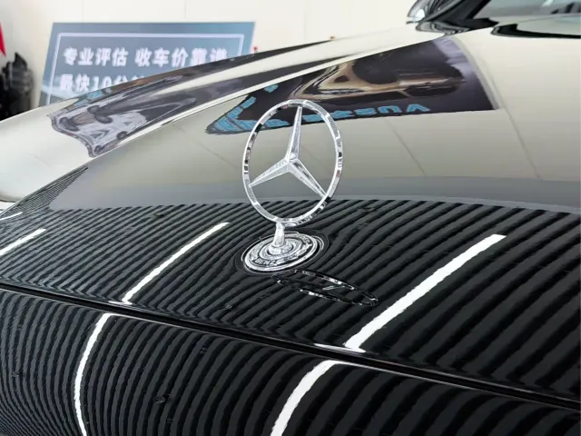 Mercedes-Benz E-Class — Фото автомобиля 7