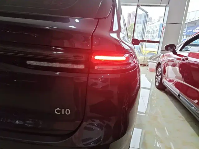 Leapmotor C10 — Фото автомобиля 23