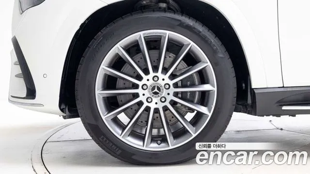Mercedes-Benz GLE-Class — Фото автомобиля 5