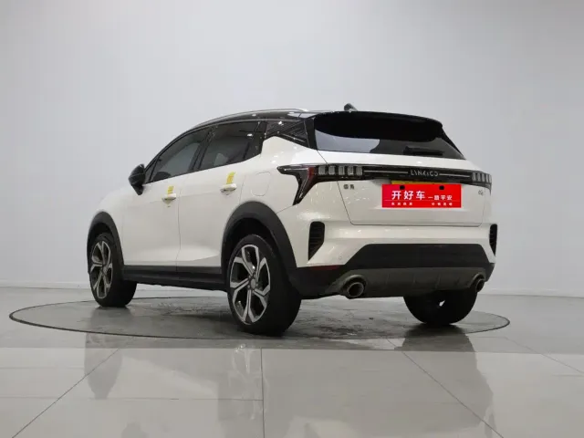 Lynk & Co 06 — Фото автомобиля 6