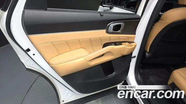 Kia Sorento Sorento 4-е поколение Дизель 2.2 2WD — Фото автомобиля 23