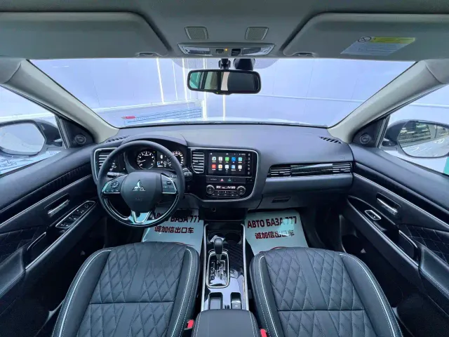 Mitsubishi Outlander — Фото автомобиля 15