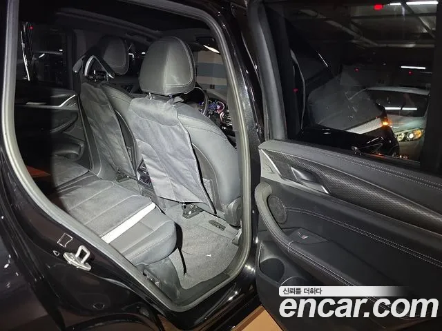BMW X3 xDrive 20i M Sport — Фото автомобиля 20