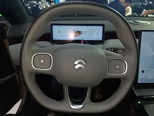 NIO NIO ET5 2022 75kWh — Фото автомобиля 10