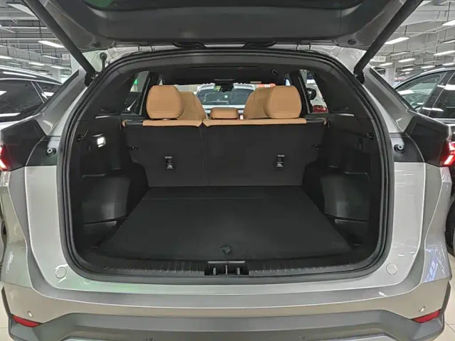 Geely Galaxy L7 — Фото автомобиля 18