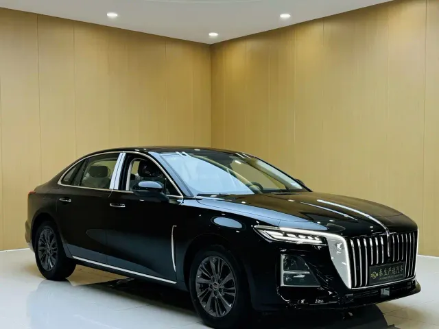 Hongqi H5 — Фото автомобиля 2